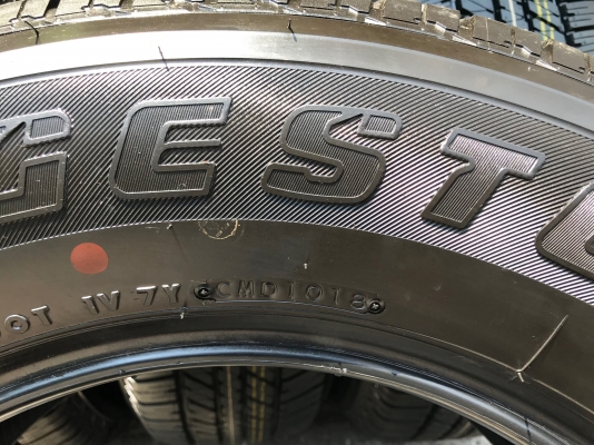 ยางใหม่ป้ายแดง Bridgestone 265-65-17 ปี 18 ตุ่มเป้งๆ เส้นสีจัดๆ ยางใหม่ป้ายแดง Bridgestone 265-65-17 ปี 18 ตุ่มเป้งๆ เส้นสีจัดๆ