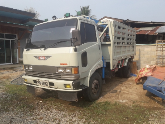 ขายหกล้อดั้มติดเครน