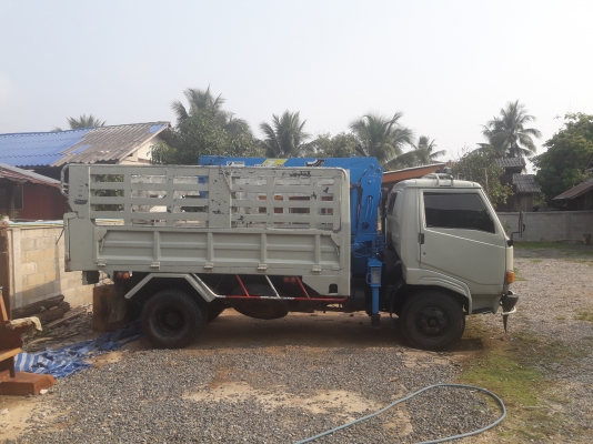 ขายหกล้อดั้มติดเครน