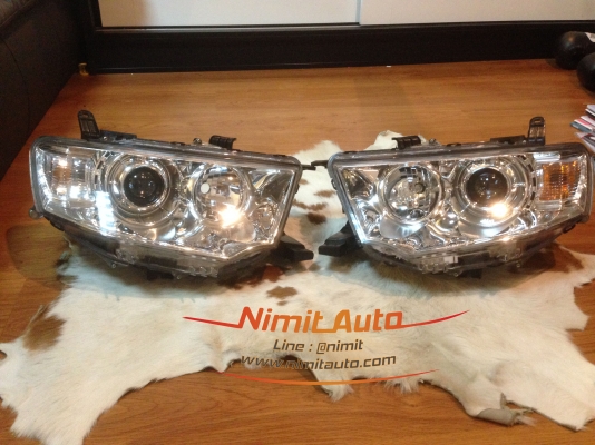 ไฟหน้า Mitsubishi Pajero Sport 2012