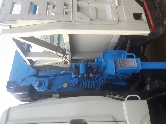 ขายหกล้อดั้มติดเครน