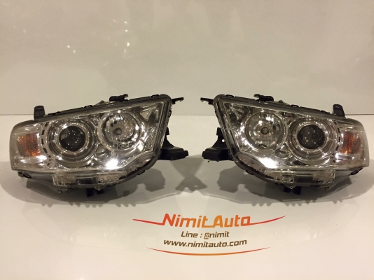 ไฟหน้า Mitsubishi Pajero Sport 2010