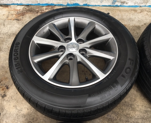 ล้อแม็ก Toyota Camry Hibrid ขอบ 16 พร้อมยาง 215-60-16 ปี 15 แม็กสวย