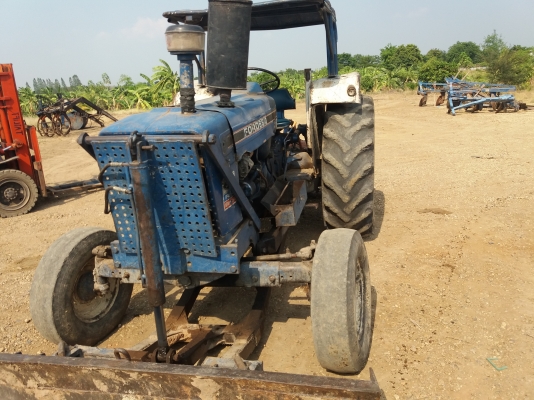 ขาย190000บาทฟอรด5000/t2ไม่มีทะเบียน