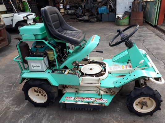 รถตัดหญ้านั่งขับ Sato SRM831 นำเข้าจากญี่ปุ่น