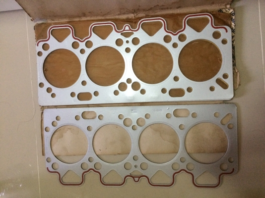 ขายปะเก็นฝาสูบสำหรับเครื่องยนต์เปอร์กิ้น Perkins 4.236 ขายปะเก็นฝาสูบสำหรับเครื่องยนต์เปอร์กิ้น Perkins 4.236