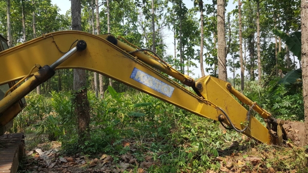 ขาย แบคโฮ KATO HD550 เครื่องยนต์ 6D14 165 แรงม้า ปั้มดี ช่วงล่างดี เอกสารใบซื้อขาย ราคาต่อรองได้ ขาย แบคโฮ KATO HD550 เครื่องยนต์ 6D14 165 แรงม้า ปั้มดี ช่วงล่างดี เอกสารใบซื้อขาย ราคาต่อรองได้