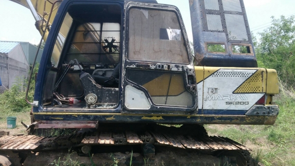 SK200MARK3 เอกสารเล่ม ช่วงล่างบูชกลม โช่สูง เอวแน่น มีติ่ที่ใบหัก16แผ่นแต่แผ่นยังหนา เครี่องเดิมปั้มเดิมไม่โหลด ฉีกตัวแรง เดินเร็ว ระบบแอร์มี จอกล่องอยู่ครบได้ไปคุ้ม อยากได้ของดีราคาถูกต้องรีบ ราคา 395,000บ. สนใจ 0835601591