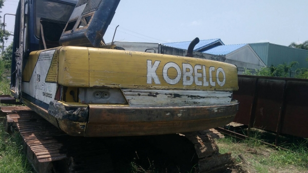 SK200MARK3 เอกสารเล่ม ช่วงล่างบูชกลม โช่สูง เอวแน่น มีติ่ที่ใบหัก16แผ่นแต่แผ่นยังหนา เครี่องเดิมปั้มเดิมไม่โหลด ฉีกตัวแรง เดินเร็ว ระบบแอร์มี จอกล่องอยู่ครบได้ไปคุ้ม อยากได้ของดีราคาถูกต้องรีบ ราคา 395,000บ. สนใจ 0835601591