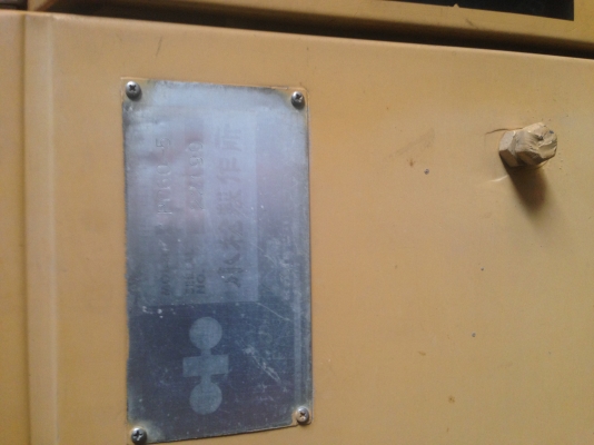 ขายรถแม็คโครพร้อมรถบรรทุก เทเลอร์สิบล้อสองเพลา พร้อมใช้งาน ขายรถแม็คโครพร้อมรถบรรทุก เทเลอร์สิบล้อสองเพลา พร้อมใช้งาน