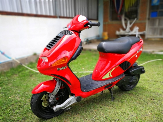 ขายรถ italjet formula 50cc (อิตาลี) ขายรถ italjet formula 50cc (อิตาลี)