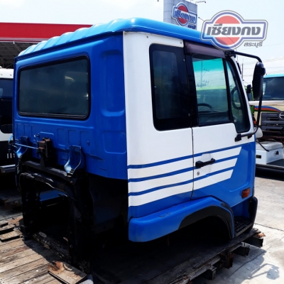 ขายหัวเก๋ง NISSAN CONDOR สเป็คหกล้อ สภาพสวย