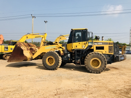 ขาย รถตักKOMATSU WA380-6 เครื่อง เกียรดี รถพร้อมใช้งาน เอกสารอินวอย