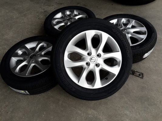 ขายล้อแม็ก march mc 15"&times;5.5" et50 4รู100 พร้อมยางใหม่ปี18 สนใจติดต่อร้าน ก.เจริญการยางครับ 081-3747940