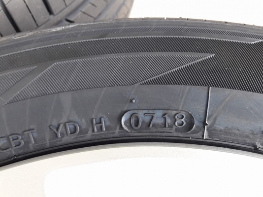 ขายล้อแม็ก march mc 15"&times;5.5" et50 4รู100 พร้อมยางใหม่ปี18 สนใจติดต่อร้าน ก.เจริญการยางครับ 081-3747940