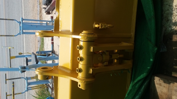 บุ้งกี๋รถตัก