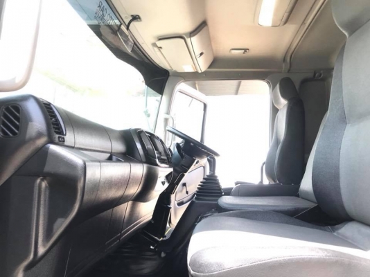 Hino mega FG8JRLA Euro 3 เครื่องคอมมอลเรล 212 เเรง ตู้ 10 บานเปิดได้รอบไม่มีเสากลาง ช่วงยาว 7.50 เมต