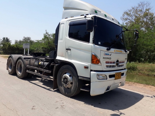 ขาย Hino 10 ล้อ หัวลาก 320 แรง เครื่องดี ยางดี ชัชชีสวย รถสวยพร้อมใช้งานราคา 930,000 บาท ศุภากร 089-5367218, 081-1903107