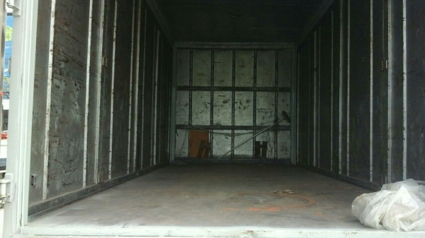 รถFC2W ตู้ 10 บาน ยาว5เมตร เครื่องยนต์120แรง มีแอร์ พวงมาลัยเพาเวอร์