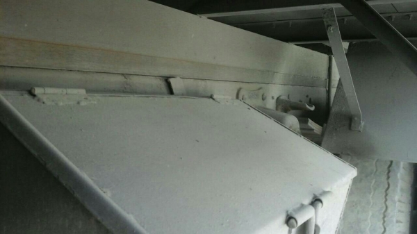 รถFC2W ตู้ 10 บาน ยาว5เมตร เครื่องยนต์120แรง มีแอร์ พวงมาลัยเพาเวอร์