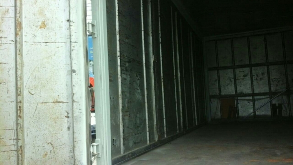 รถFC2W ตู้ 10 บาน ยาว5เมตร เครื่องยนต์120แรง มีแอร์ พวงมาลัยเพาเวอร์