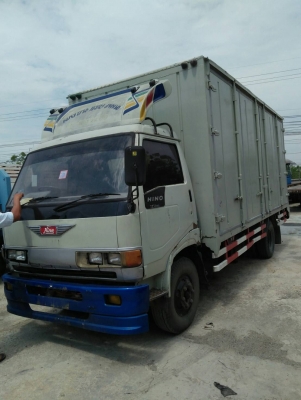 รถFC2W ตู้ 10 บาน ยาว5เมตร เครื่องยนต์120แรง มีแอร์ พวงมาลัยเพาเวอร์