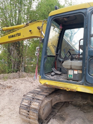 ขายรถขุดแบ็คโค KOMATSU PC120-6 ไฟฟ้าครบ เอกสารเล่มทะเบียน เอวแน่นช่วงล่างดี บูมสวยพร้อมลงงาน