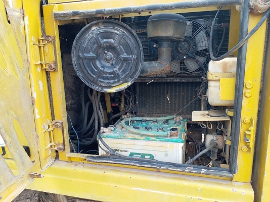 ขายรถขุดแบ็คโค KOMATSU PC120-6 ไฟฟ้าครบ เอกสารเล่มทะเบียน เอวแน่นช่วงล่างดี บูมสวยพร้อมลงงาน