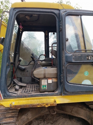 ขายรถขุดแบ็คโค KOMATSU PC120-6 ไฟฟ้าครบ เอกสารเล่มทะเบียน เอวแน่นช่วงล่างดี บูมสวยพร้อมลงงาน