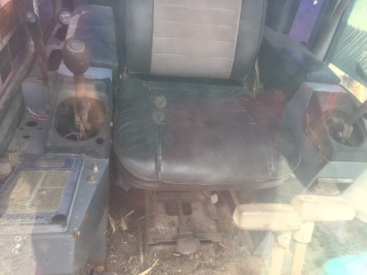 ขายรถแบคโคPC200-3สภาพดีพร้อมใช้งานเดิมๆทั้งคัน ขายรถแบคโคPC200-3สภาพดีพร้อมใช้งานเดิมๆทั้งคัน