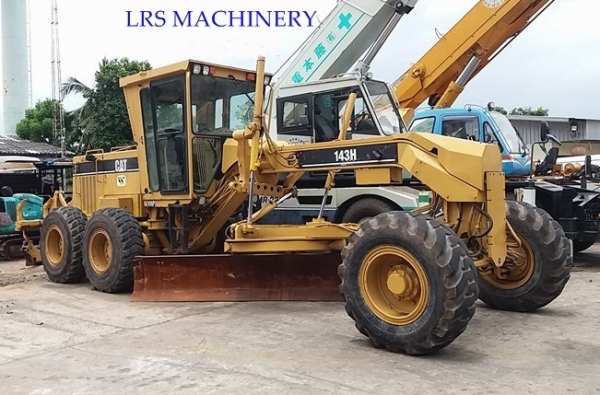 รถเกรด CATERPILLAR รุ่น 143 H