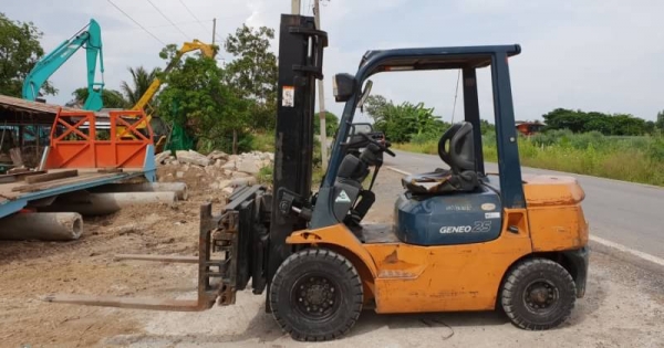 ขายด่วนรถยก TOYOTA7FG25ยก2.5 ตันเสาสูง3.5เมตรยางตัน4เส้นรถนอกนำเข้ายังไม่เคยใช้งานในเมืองไทยเลย ขายด่วนรถยก TOYOTA7FG25ยก2.5 ตันเสาสูง3.5เมตรยางตัน4เส้นรถนอกนำเข้ายังไม่เคยใช้งานในเมืองไทยเลย