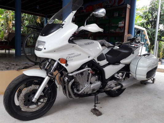 Yamaha diversion900 ขับเคลื่อนด้วยเพลา สวยใสดังภาพ เอกสารครบ
