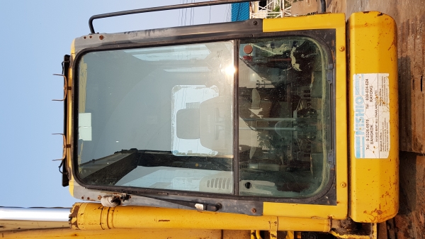 ขายรถแบ็คโฮ KOMATSU PC200-7 บูมยาว สภาพพร้อมใช้งาน