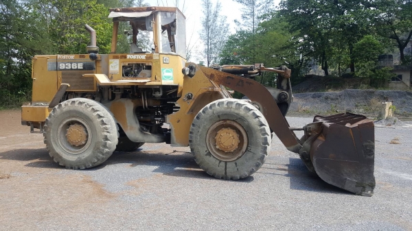 ขายรถตักล้อยาง CATERPILLAR 936E สภาพดีพร้อมใช้งาน สนใจโทร 081-970-1072 ขายรถตักล้อยาง CATERPILLAR 936E สภาพดีพร้อมใช้งาน สนใจโทร 081-970-1072
