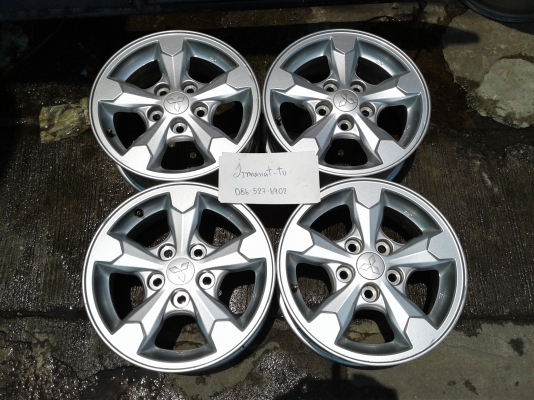 แม็ก New Triton ขอบ 15 สภาพสวยถอดป้ายแดง   เดิมๆ ไม่มีคดดุ้ง มีหลายชุดให้เลือก   ราคา 4วง 3500 บาท