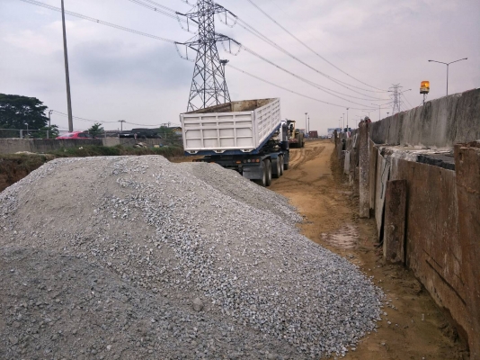 ขายสิบล้อหัวลากโปเฟียร์FS เครื่องก๊าซแท้WEICHAI 280แรงเกียร์อินตั้นช่วงล่างZMหางยาว7.50เมตร