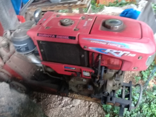 ขายรถไถนาเดินตาม Rt110  แรง พร้อมสาลี่ ลดราคาเหลือ  26000  บาท