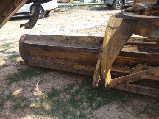 ขาย รถเกรด CAT 12G 61M8043 เครื่อง 8Z รถพร้อมใช้งาน เอกสารเล่มทะเบียนครบ ราคาต่อรองได้ครับ