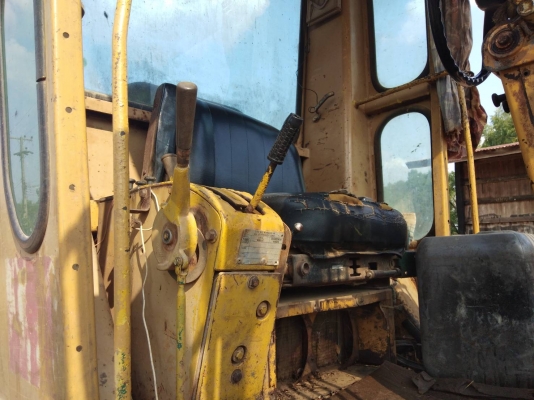 ขาย รถเกรด CAT 12G 61M8043 เครื่อง 8Z รถพร้อมใช้งาน เอกสารเล่มทะเบียนครบ ราคาต่อรองได้ครับ