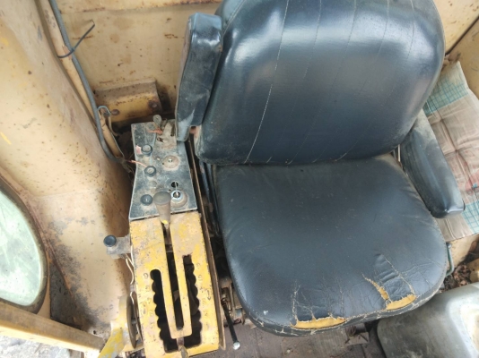 ขาย รถเกรด CAT 12G 61M8043 เครื่อง 8Z รถพร้อมใช้งาน เอกสารเล่มทะเบียนครบ ราคาต่อรองได้ครับ