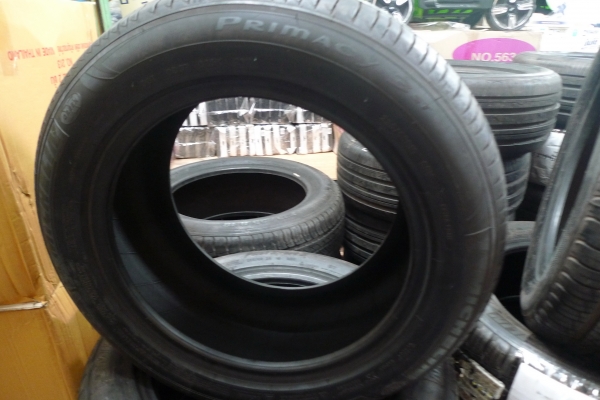 ยางใหม่ ตกปีไม่เคยลงดิน MICHELIN 225/55R16 ชุดละ 3900 บาท ยางใหม่ ตกปีไม่เคยลงดิน MICHELIN 225/55R16 ชุดละ 3900 บาท