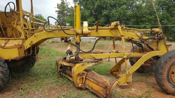 ขาย รถเกรด KOMATSU GD376H รถใช้งานได้ปกติ เครื่องดี เกียร์ดี ระบบไฮดรอริคใช้งานได้ทุกระบบ เอกสารใบซื้อขาย