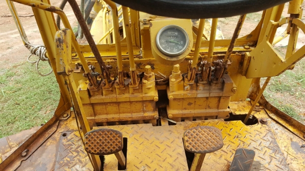 ขาย รถเกรด KOMATSU GD376H รถใช้งานได้ปกติ เครื่องดี เกียร์ดี ระบบไฮดรอริคใช้งานได้ทุกระบบ เอกสารใบซื้อขาย