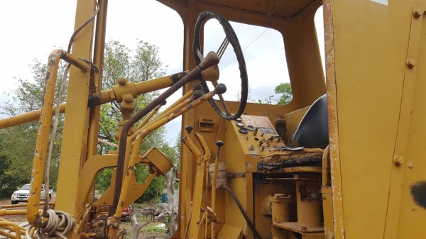 ขาย รถเกรด KOMATSU GD376H รถใช้งานได้ปกติ เครื่องดี เกียร์ดี ระบบไฮดรอริคใช้งานได้ทุกระบบ เอกสารใบซื้อขาย