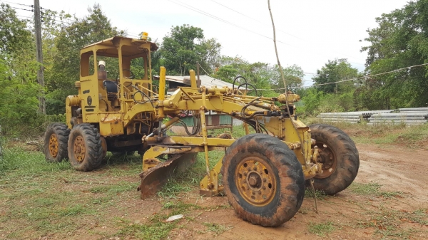 ขาย รถเกรด KOMATSU GD376H รถใช้งานได้ปกติ เครื่องดี เกียร์ดี ระบบไฮดรอริคใช้งานได้ทุกระบบ เอกสารใบซื้อขาย