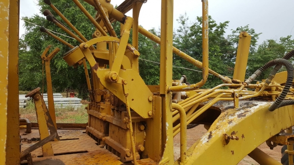 ขาย รถเกรด KOMATSU GD376H รถใช้งานได้ปกติ เครื่องดี เกียร์ดี ระบบไฮดรอริคใช้งานได้ทุกระบบ เอกสารใบซื้อขาย