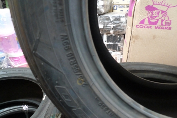 NITTO 225/55R16 ยางใหม่ตกปี ขายชุดละ 4300 บาท NITTO 225/55R16 ยางใหม่ตกปี ขายชุดละ 4300 บาท