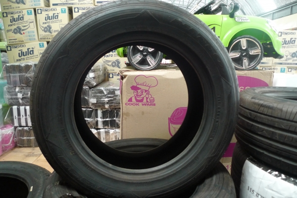 NITTO 225/55R16 ยางใหม่ตกปี ขายชุดละ 4300 บาท NITTO 225/55R16 ยางใหม่ตกปี ขายชุดละ 4300 บาท