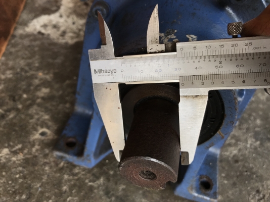 ขายมอเตอร์เกียร์ Cycrodrive Sumitomo 5HP. 380V อัตราทด 1:11 มีระบบเบรคในตัว เพลาออกประมาณ 130รอบต่อนาที สภาพสวยเดิมๆ หมุนนิ่ม พร้อมใช้งาน